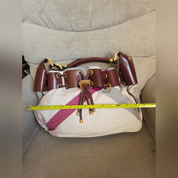 Burberry Bag - Picture 16 of 16